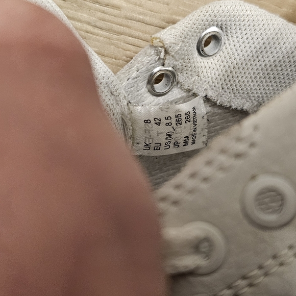 Helly Hansen White Casual Sneakers - Picture 5 of 11